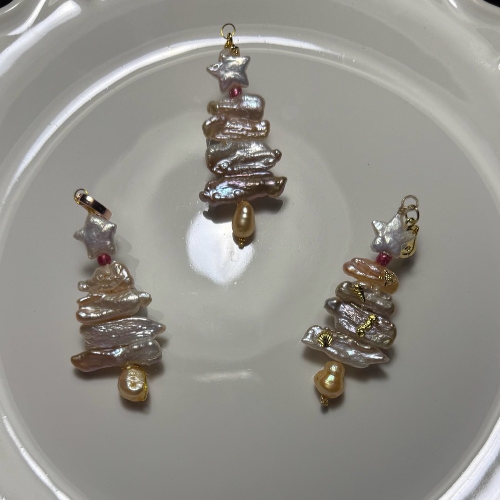 Elegant Pearl Tree Pendant